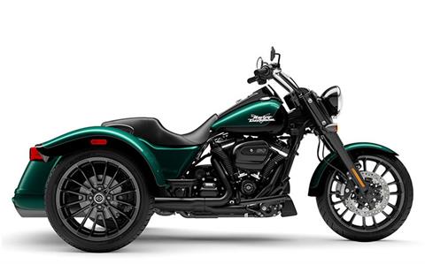 2024 Freewheeler (Alpine Green / Vivid Black)
